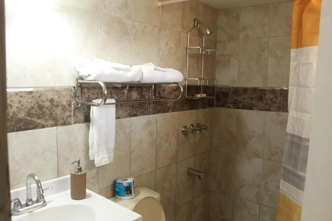 Comfy, Central & Elegant Studio New Kingston 0*,